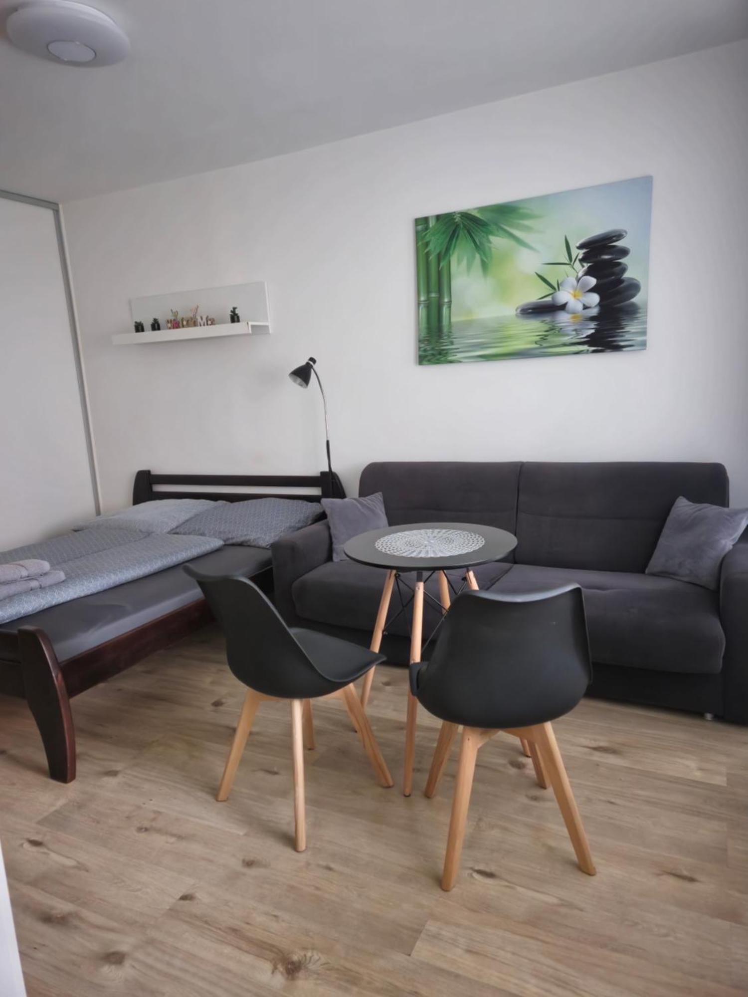 Apartment Klimka With Balcony, Free Wifi And Free Parking Bratislava Dış mekan fotoğraf